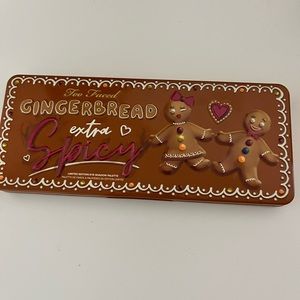 Too Faced Gingerbread Extra Spicy Eyeshadow Palette